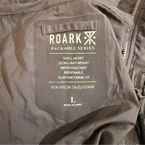 Roark Packable Shell Jacket Mens Large Gray Hooded Lightweight Windbreaker - Picture 5 of 9